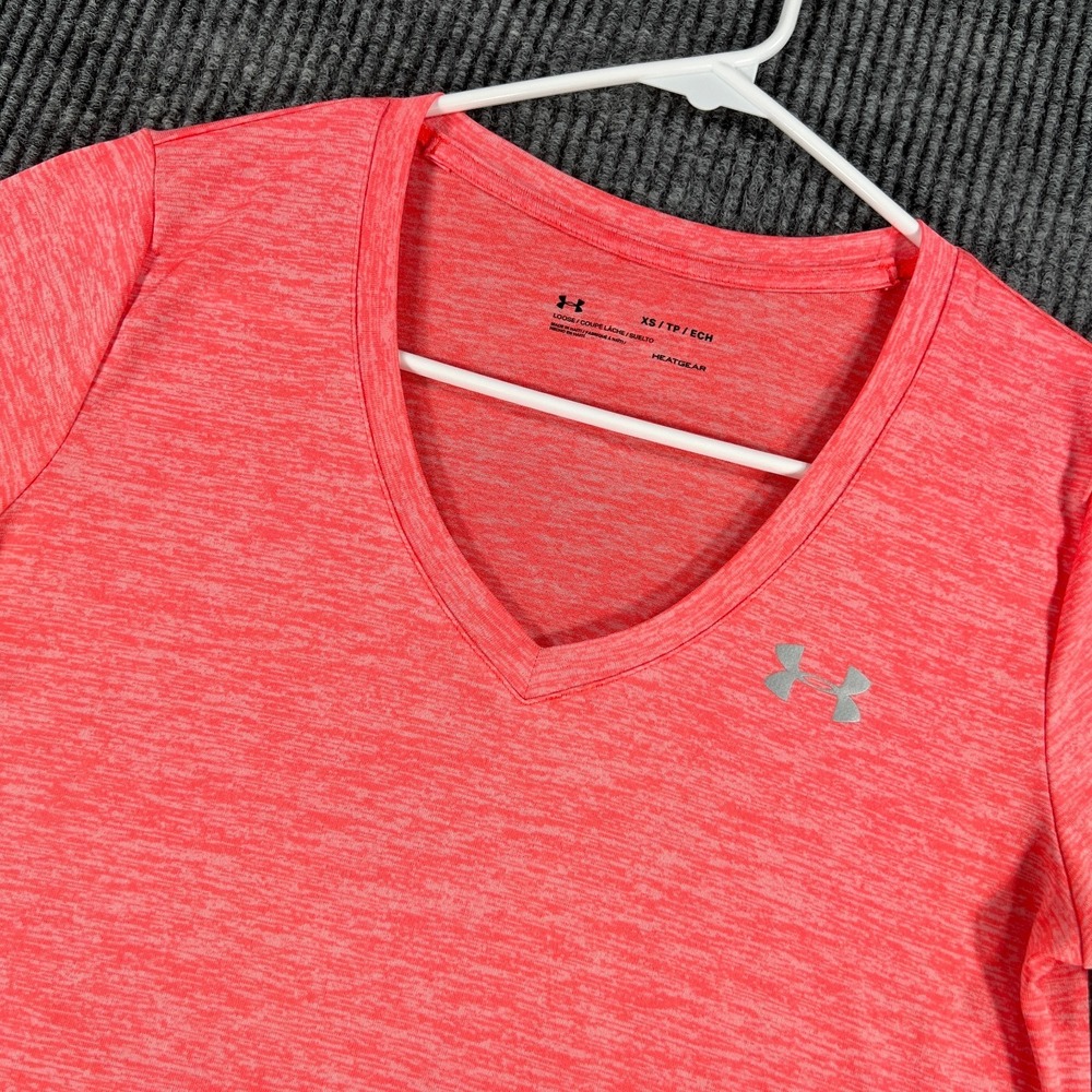 Under Armour HeatGear Shirt Womens XS Orange Short Sleeve Loose Athletic Running